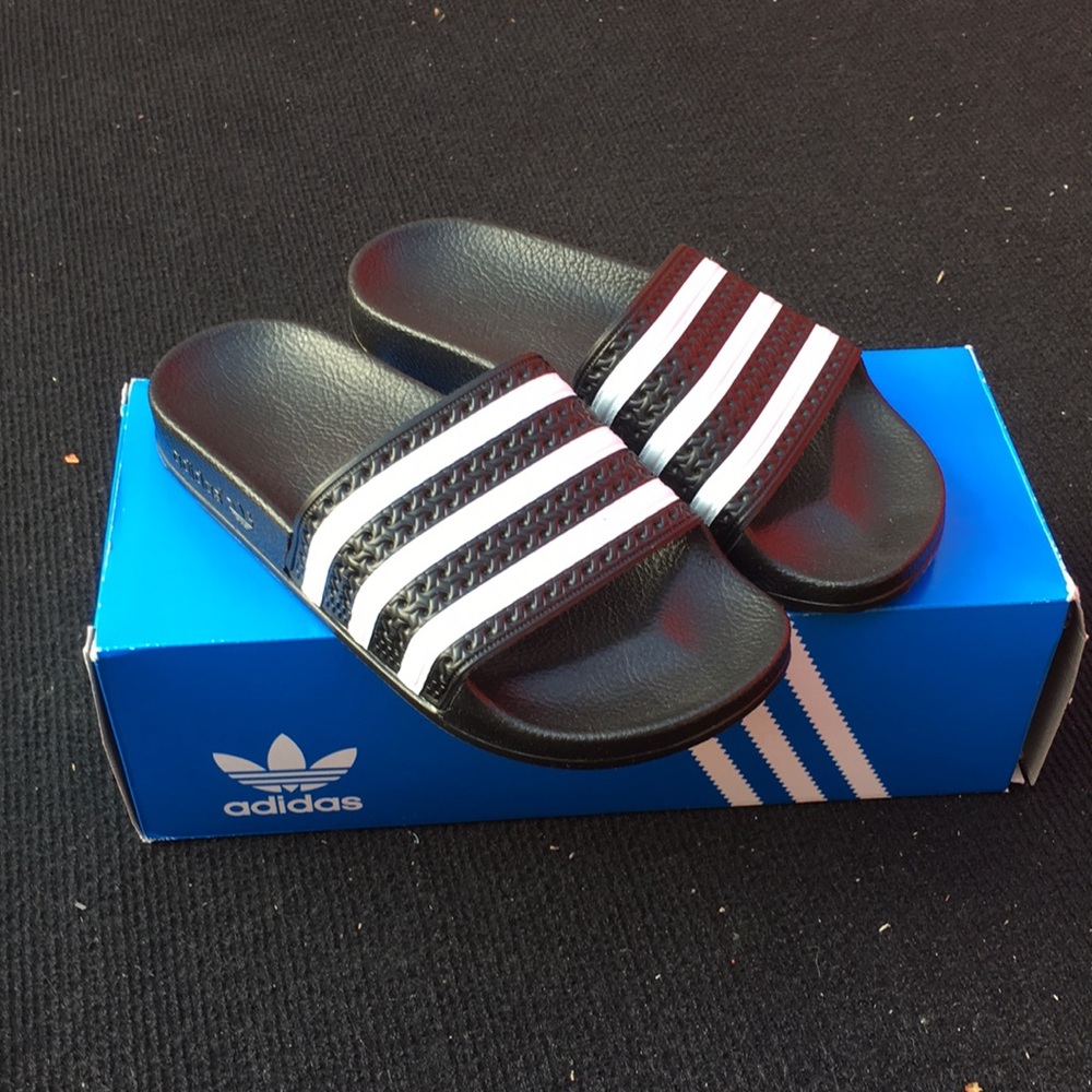 Adidas Adilette Slides
